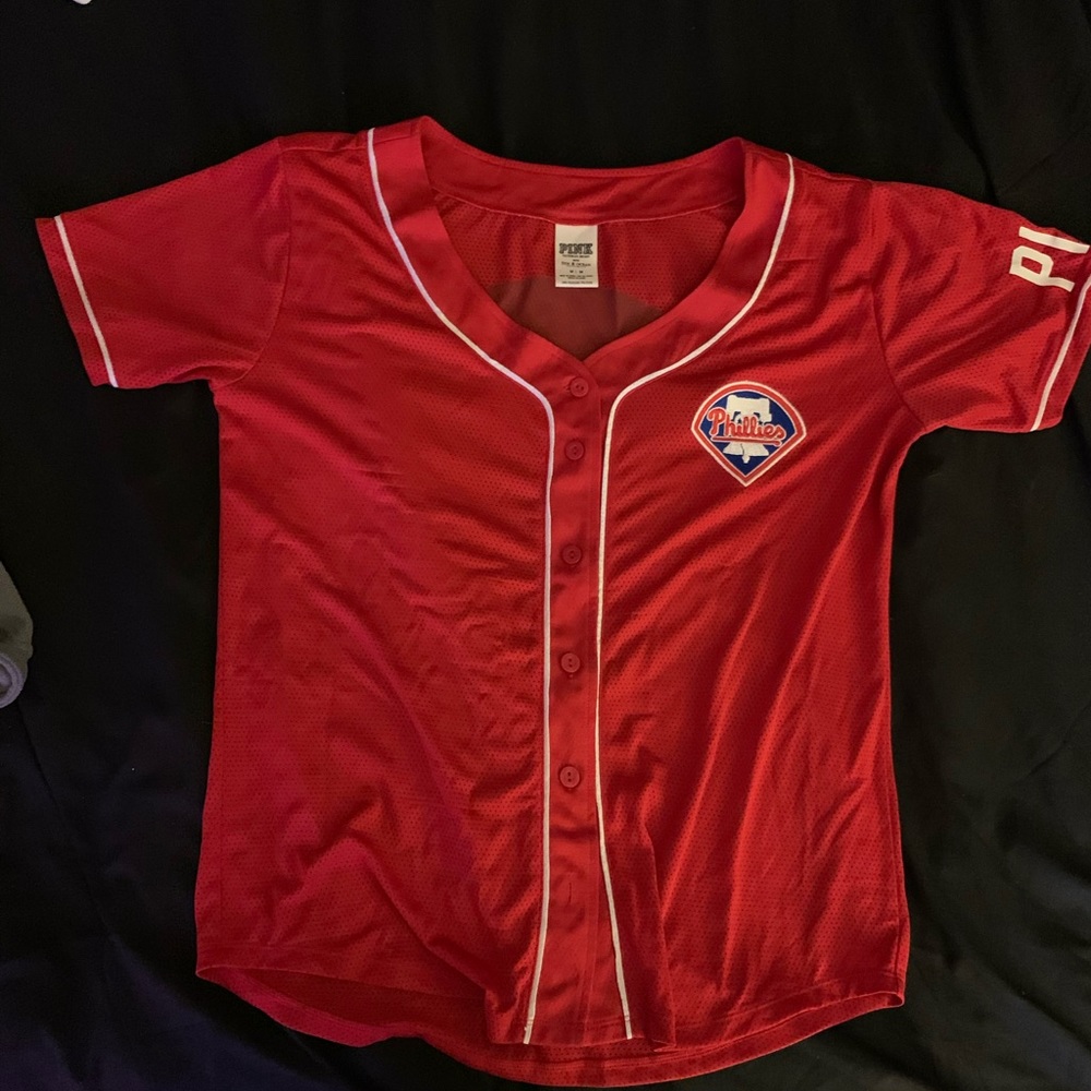 Pink Phillies jersey